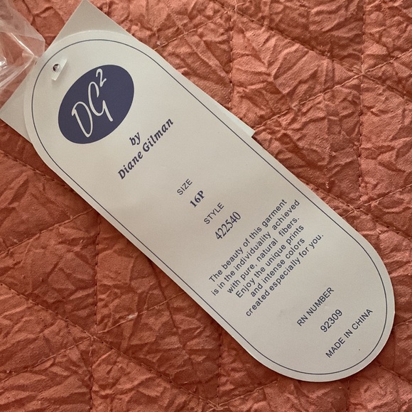 Diane Gilman brand new olive brown capri with zippers at ankles - Picture 6 of 6